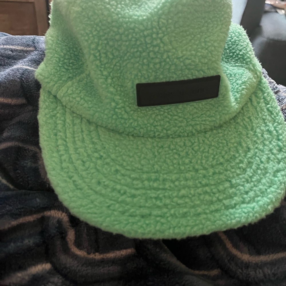 Essentials Green Fleece Cap